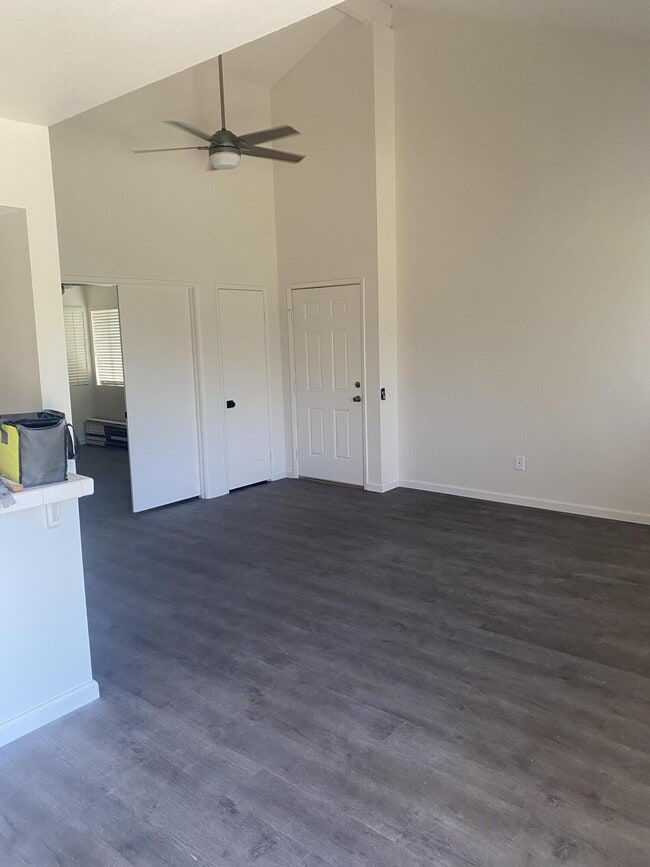 Foto del edificio - 47395 Monroe St