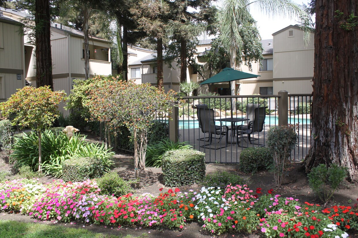 Sierra Ridge Apartments Visalia, CA