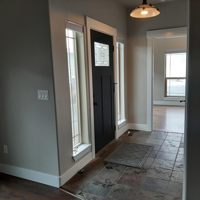 Foto del edificio - 1273 SW Tanner Ct