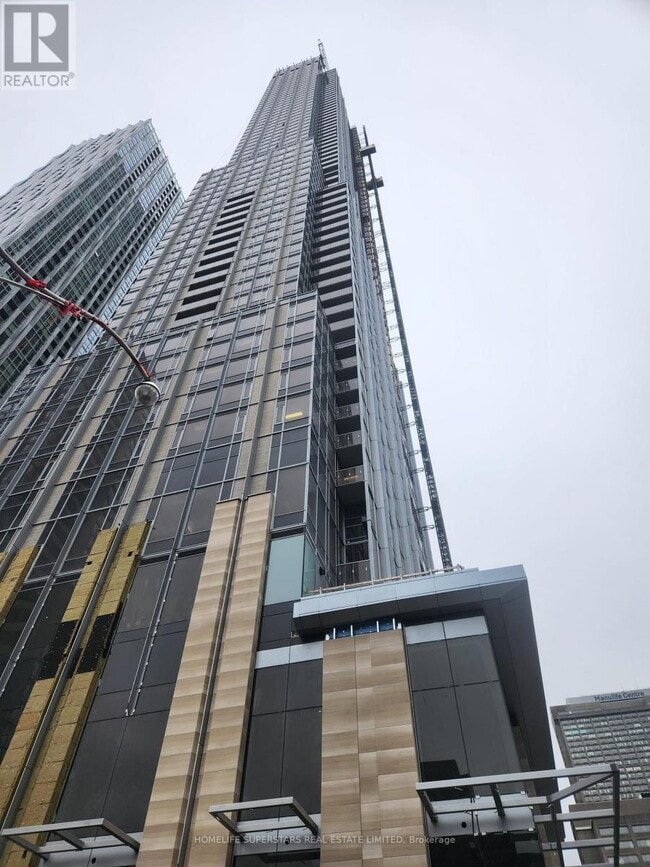 Building Photo - 11 Yorkville Ave