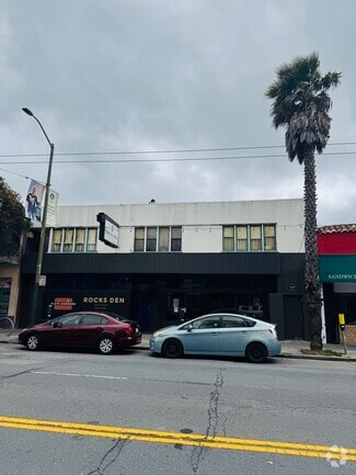 Building Photo - 4757 Mission St
