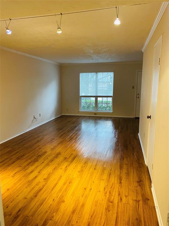 Building Photo - 6410 Del Monte Dr