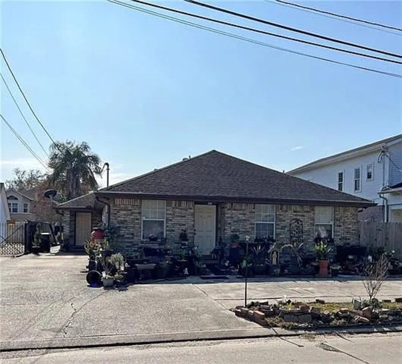 318 Old Hammond Hwy, New Orleans, LA 70124 Condo for Rent in New