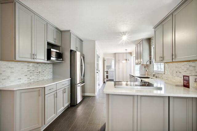 Foto del edificio - 2208 Myra Ln SW