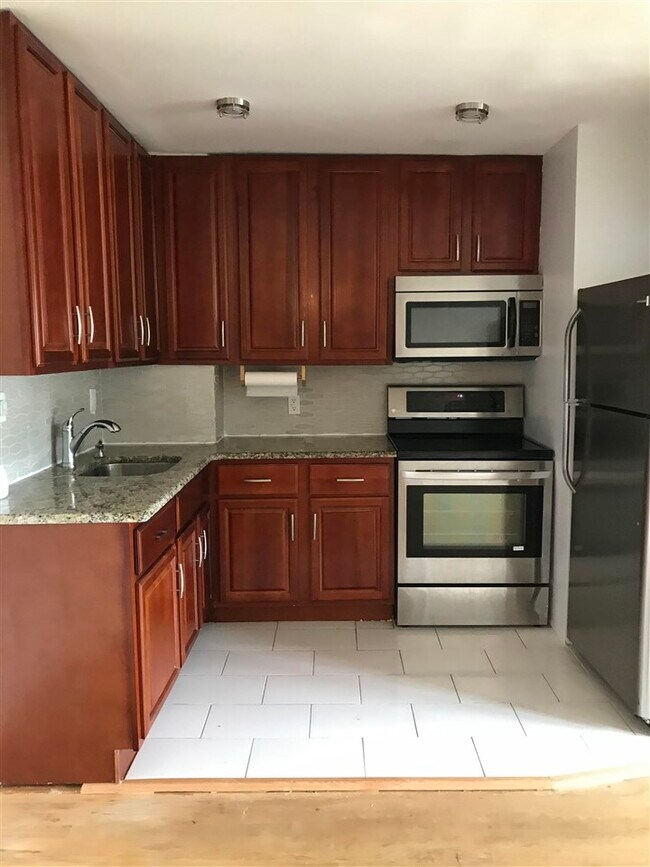 Foto del edificio - 214 Avenue A