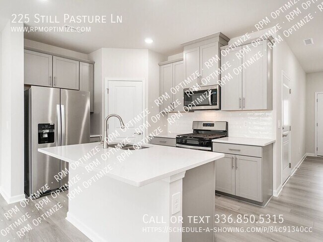 Foto del edificio - 225 Still Pasture Ln