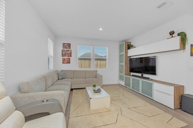 Foto del edificio - 20704 John Gill Dr