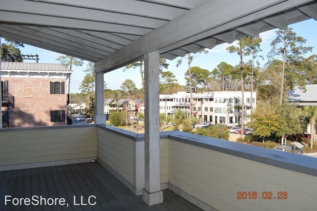 Building Photo - 2 br, 2.5 bath House - 9 Promenade Street ...