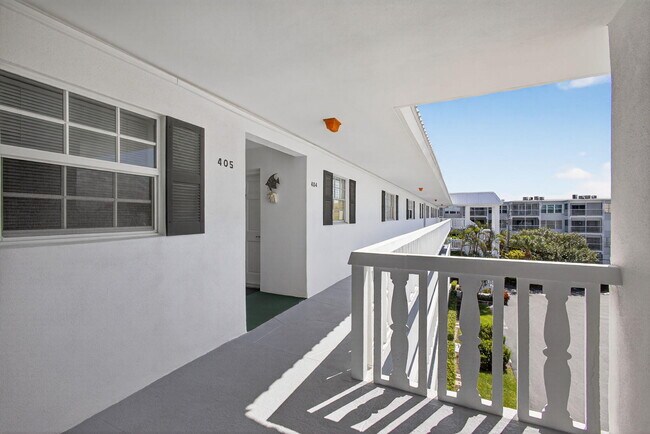 Foto del edificio - 907 Marina Dr