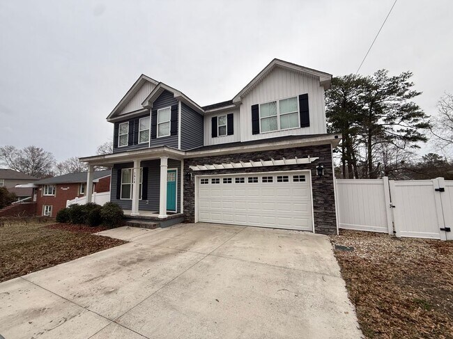 Foto del edificio - 1614 Hawthorne Dr