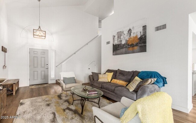 Building Photo - 4943 W Oraibi Dr