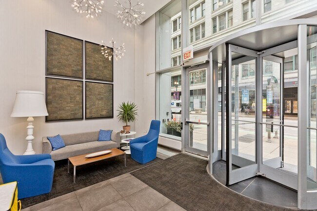 Foto del edificio - 8 E Randolph St