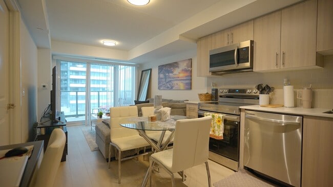 Building Photo - 1435-1435 Celebration Dr