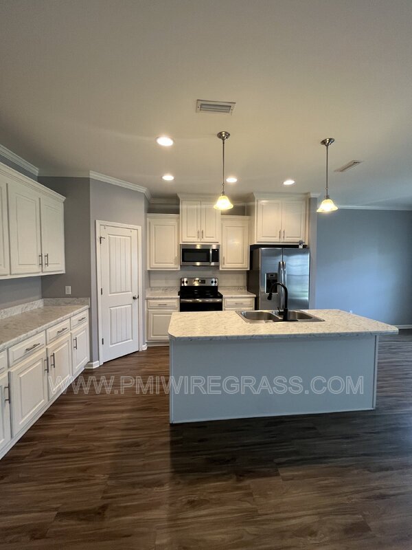 Foto del edificio - 210 Maplecliff Dr