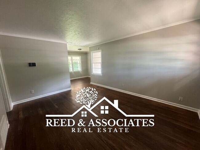 Foto del edificio - 4 Bedroom in Shelby Forest- Frayser