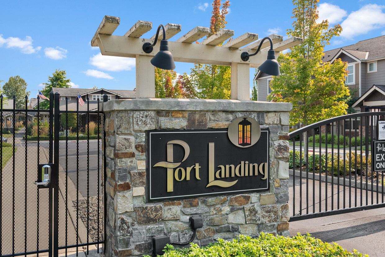 Community Entrance - Port Landing at Fife