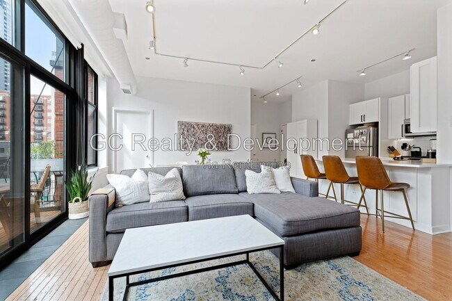 Foto del edificio - 333 W Hubbard St
