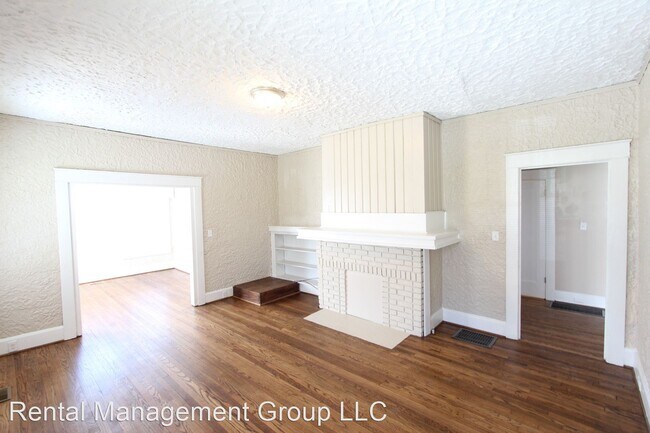Foto del edificio - 4 br, 1 bath House - 1648 8th Avenue West