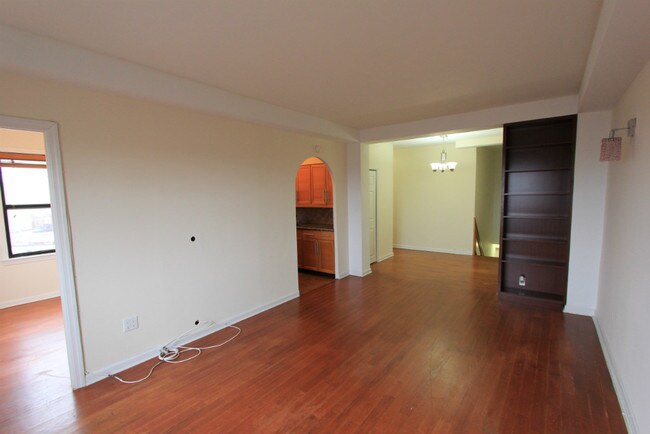 Building Photo - 9972 66th Rd