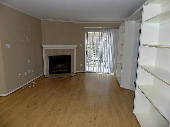 Building Photo - 3770 Lovers Wood Ln