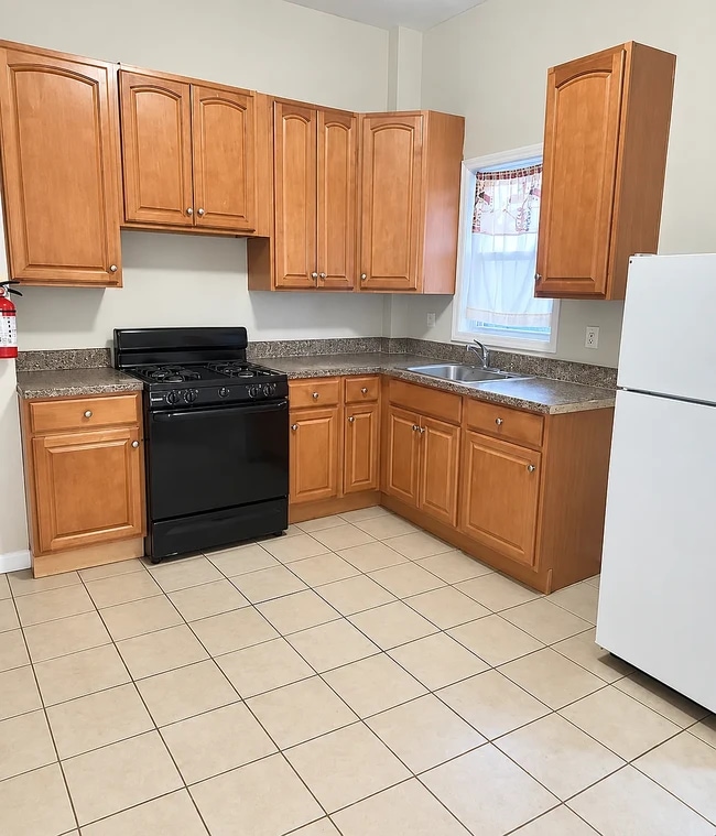 Photo - 728 W Maple Ave-728A Apartment