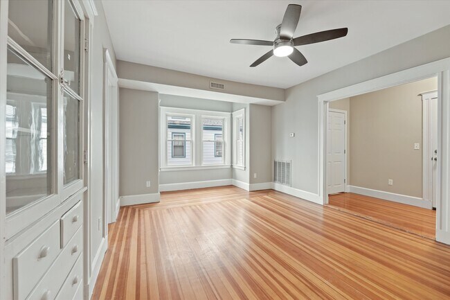 Foto del edificio - 60 Winslow Ave