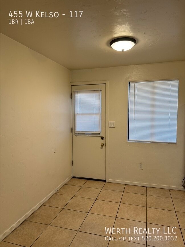 Building Photo - 455 W Kelso-117