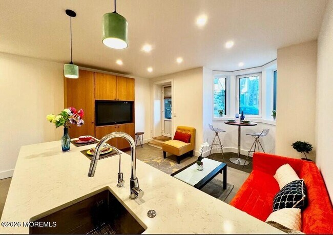 Foto del edificio - 71 Booraem Ave