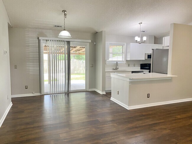 Building Photo - 63 Blacksmith Cir