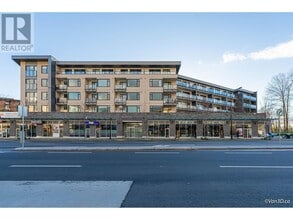 Building Photo - 725-725 Marine Dr