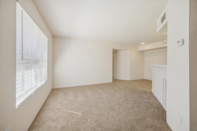 Foto del edificio - 1660 W T C Jester Blvd