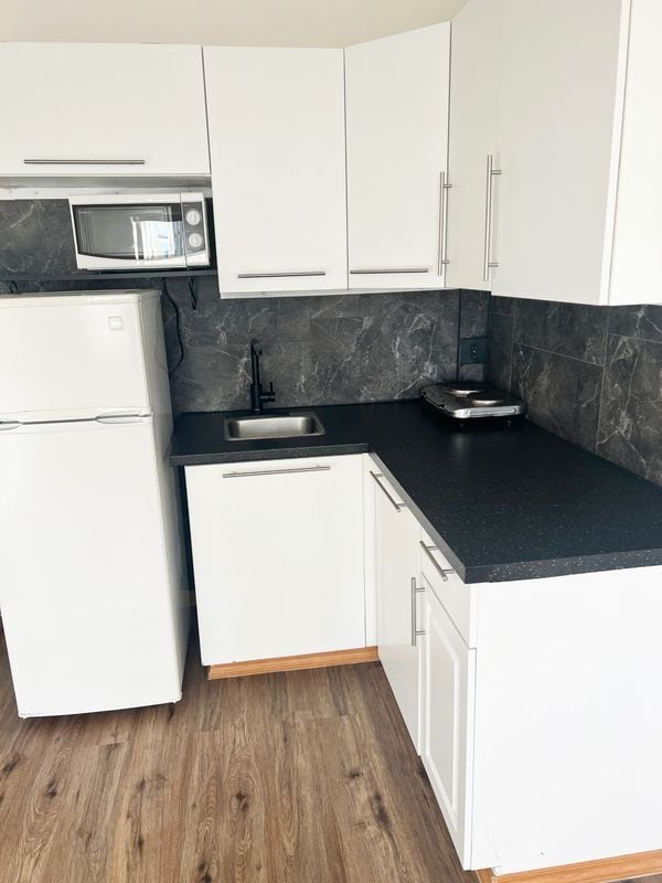 Foto del edificio - 705 NE 87th St