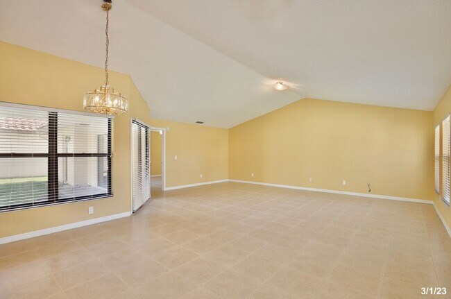 Foto del edificio - Gorgeous 2/2 Spacious Home with a Large Ba...