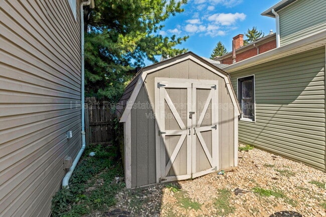 Building Photo - 957 Harrison Ave