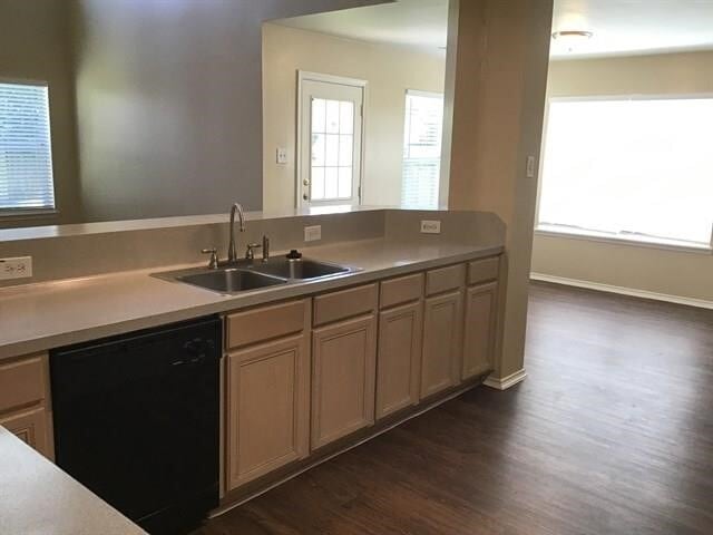 Building Photo - 4706 Buescher Ct