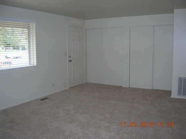 Living Room - 473 Main St