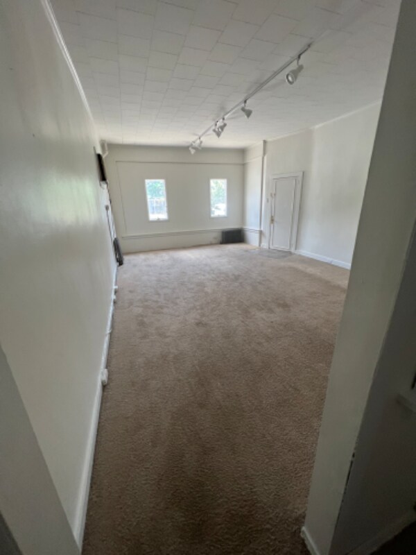 522 Main St Unit 1st floor, Archbald, PA 18403 Apartment for Rent in