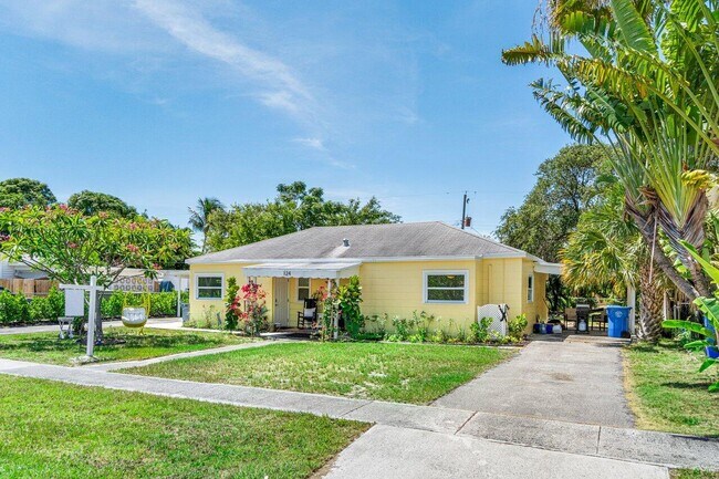 Building Photo - 124 Mayfield Rd