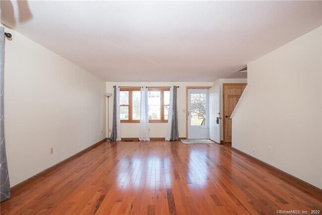 Foto del edificio - 2 Allspice Ln