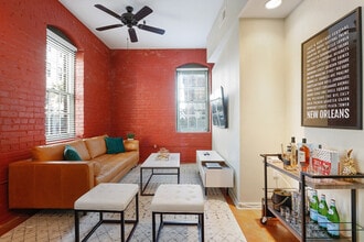 Building Photo - 1041 Constance St