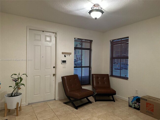 Foto del edificio - 11458 SW 237th Terrace