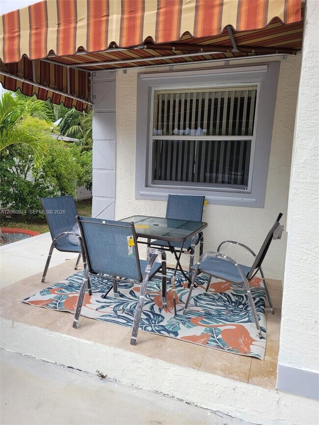 Foto del edificio - 1163 NW 100th Terrace