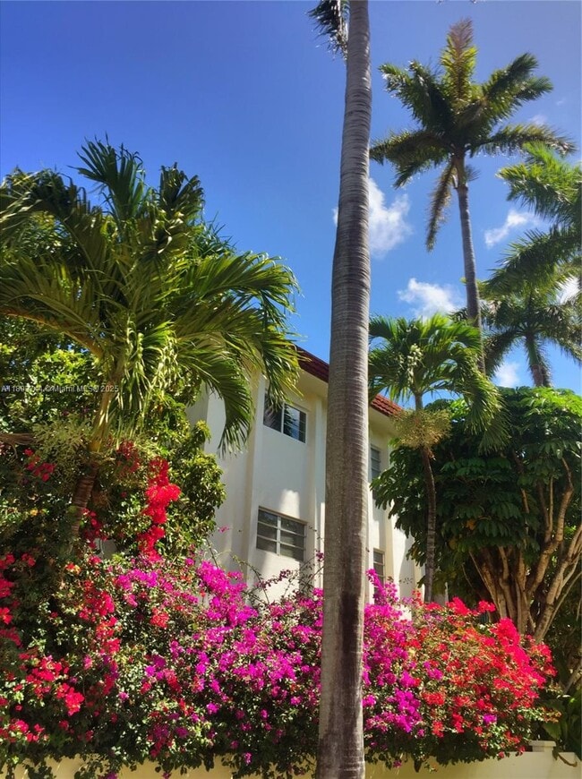 Foto del edificio - 1821 Jefferson Ave