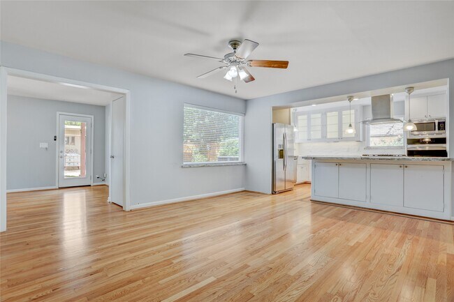 Building Photo - 3617 Murworth Dr