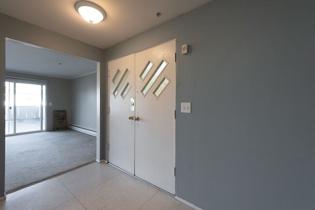 Photo - 2023 Apartment