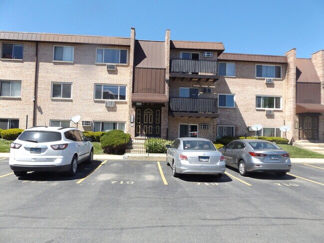 Foto del edificio - 710 W Huntington Commons Rd