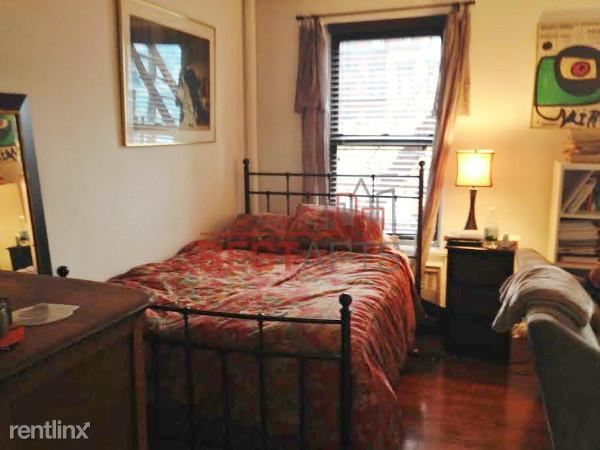 Foto del edificio - 402 E 9th St