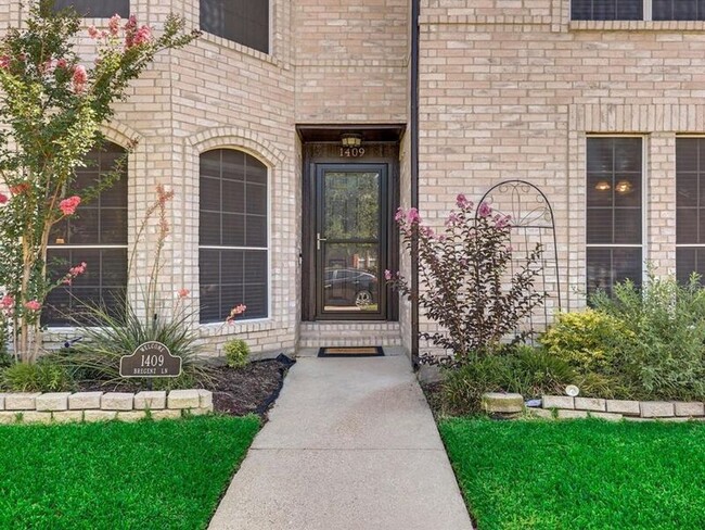 Building Photo - 1409 Bregenz Ln
