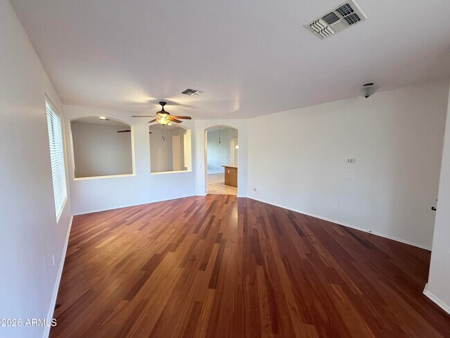Building Photo - 7310 E Mallory Cir