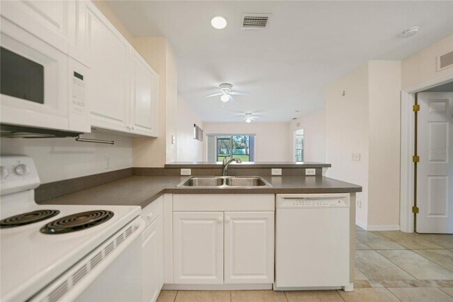 Foto del edificio - 2061 Willow Hammock Cir